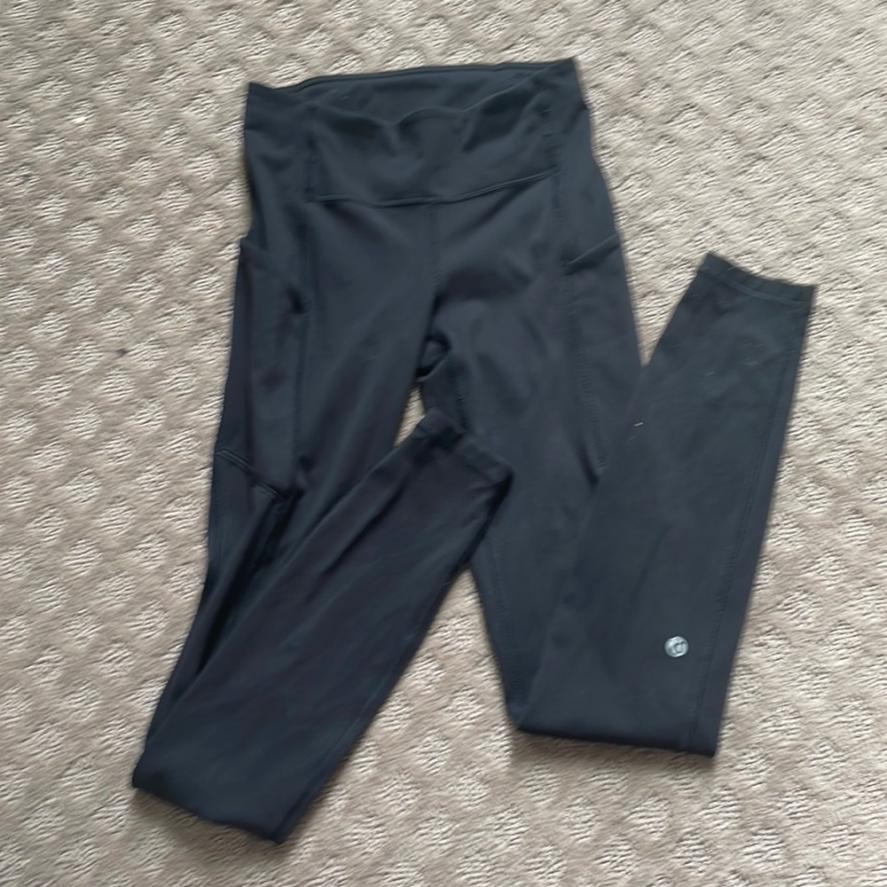 - Lululemon Align Leggings